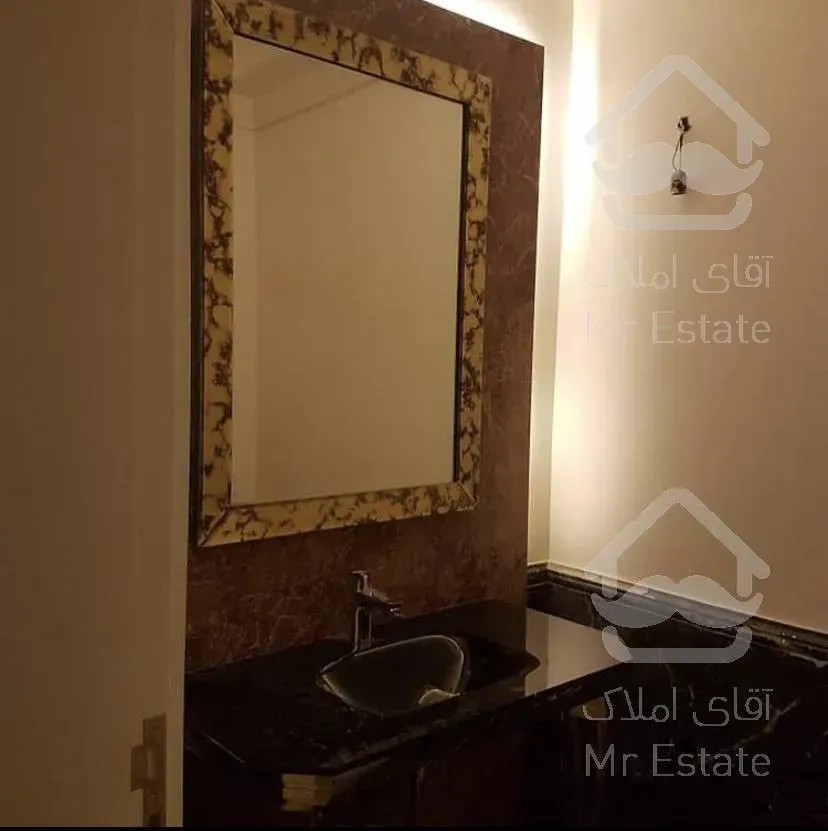 آپارتمان ٢٧٠متری نیاوران