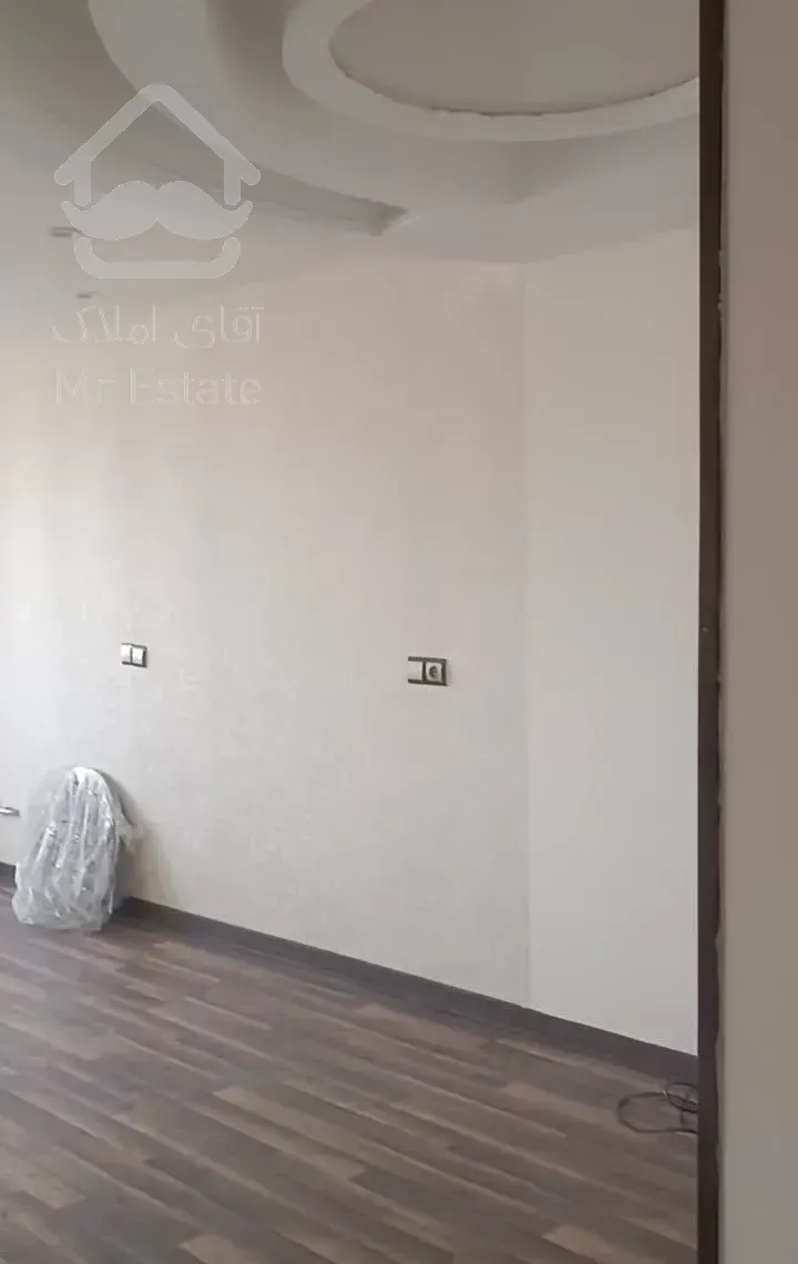 ۲۰۵مترآزادگان تک واحدی