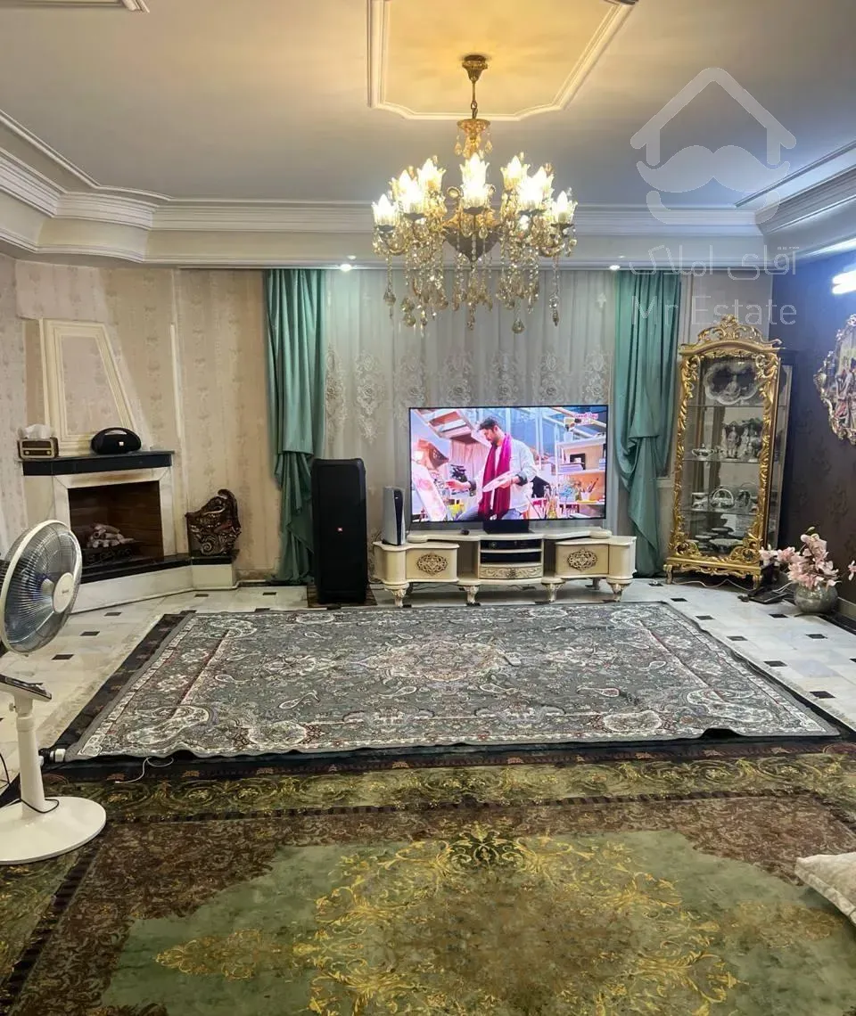 آپارتمان ۹۰ متری / پارکینگ / انباری/ آسانسور