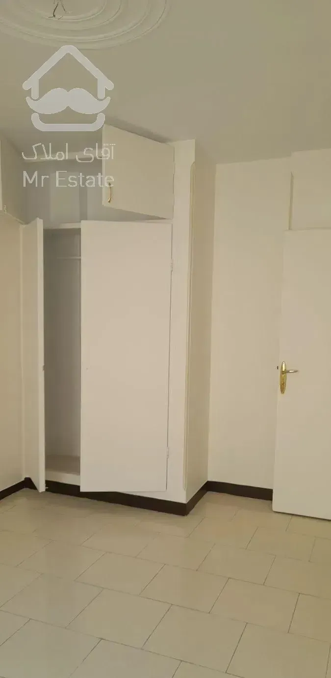 آپارتمان ۸۲ متر ۲ خوابه