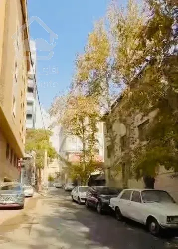 ۱۱۵ متر بسیار لوکس //شمال اندرزگو //حتی مجرد