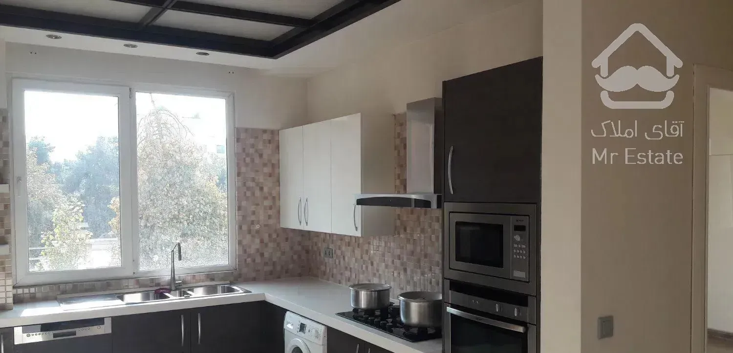 ۱۸۰متر ۲پارکینگ خوش نقشه وغرق در نور قلبه پاسداران