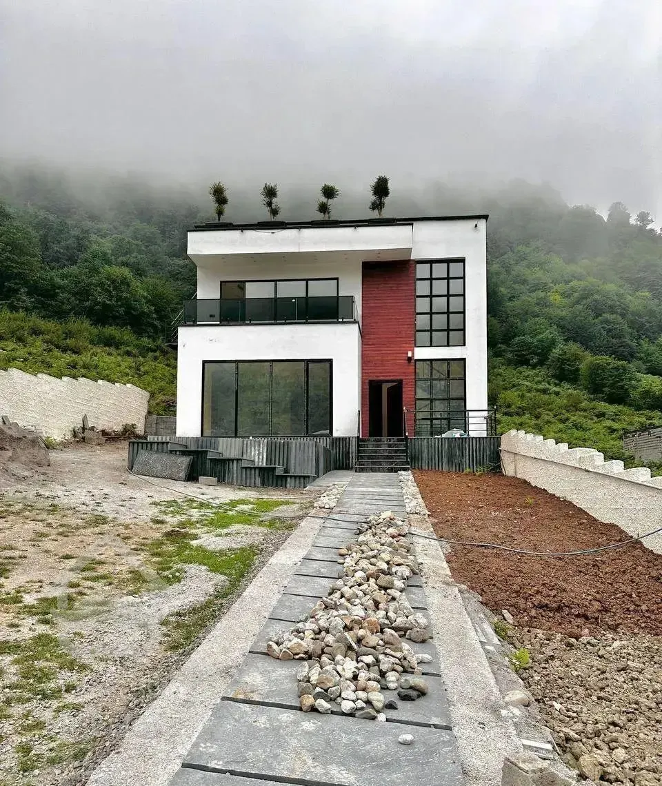 ویلاباغ ۸۰۰ متری * سند تکبرگ *شهرکی با نگهبانی