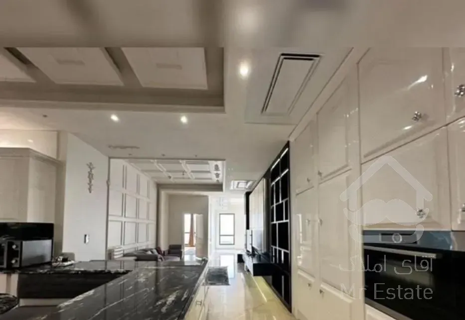 ۲۱۰ متر ۳خوابه ژورنالی در بلوار ۲۴ متری