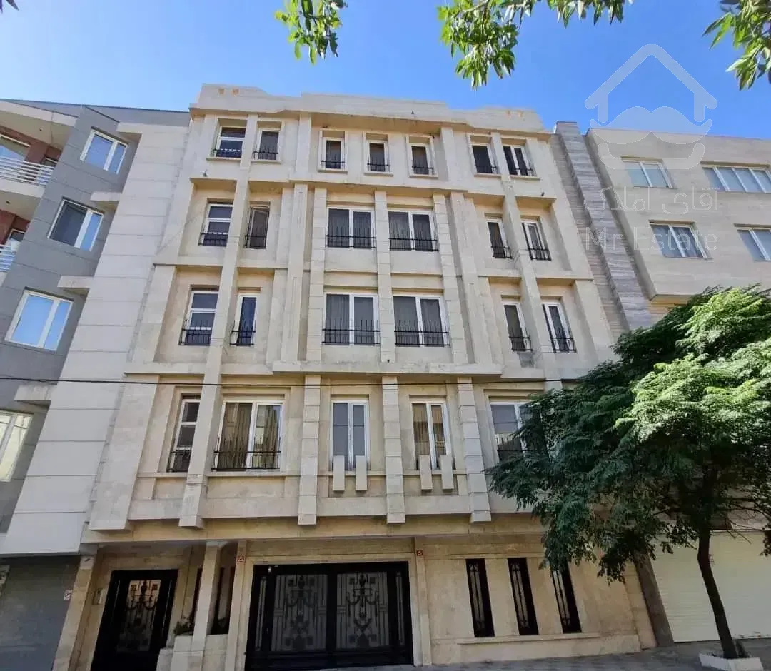 90متر آپارتمان تاپ لوکیشن سامانیه