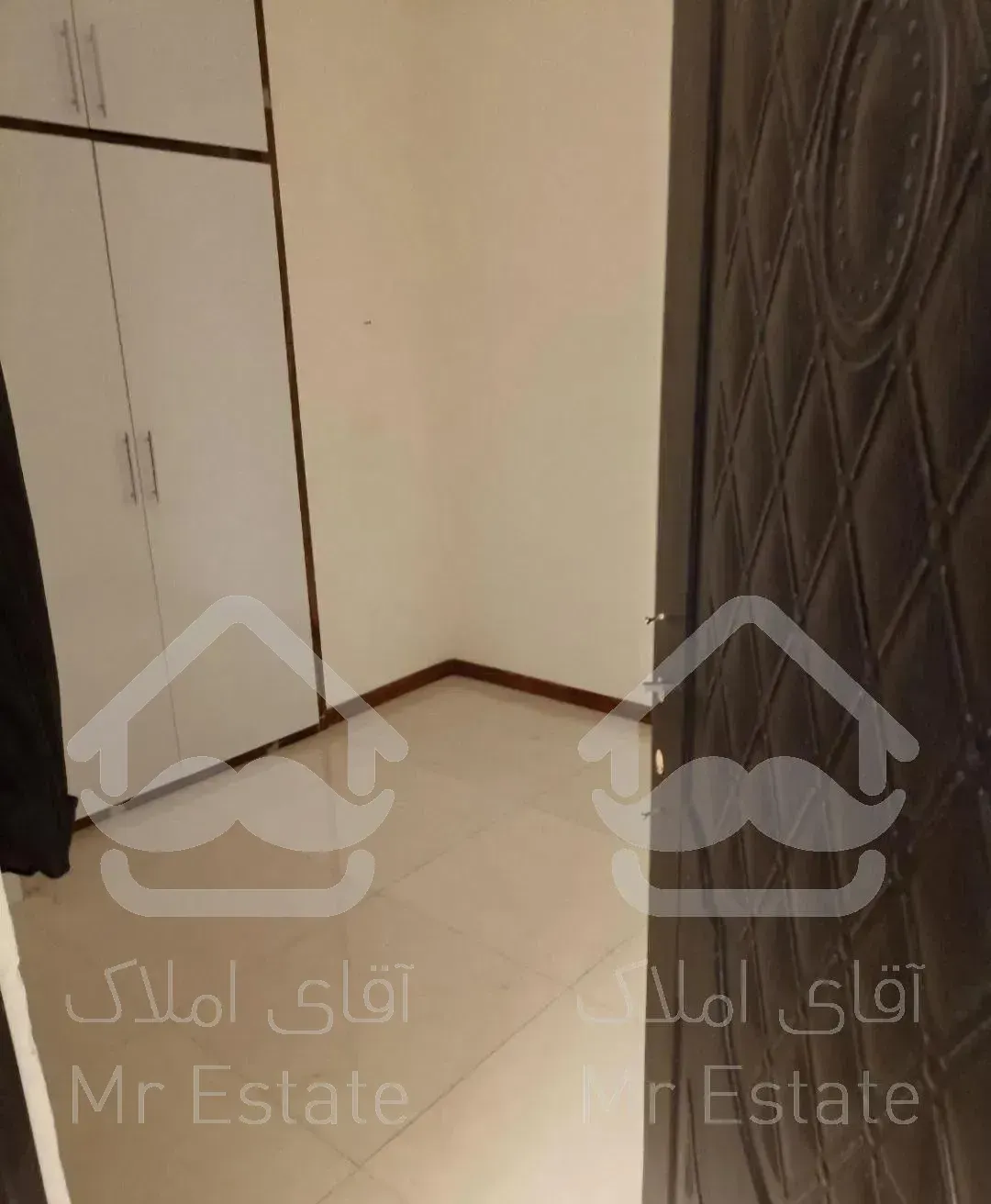 آپارتمان 135متری سه خواب/خوش نقشه*خیام40*