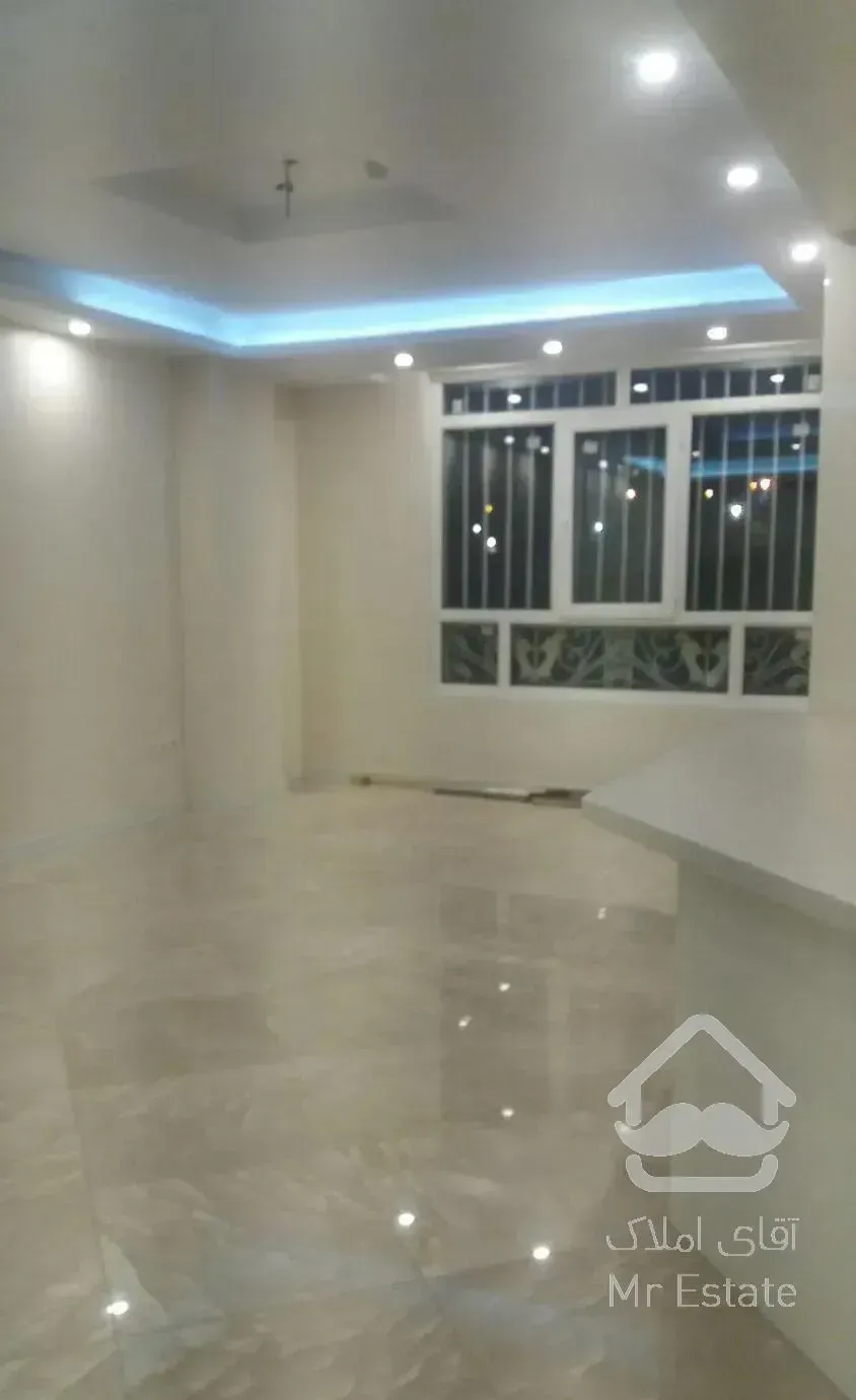 ۱۲۲ متر شیخ بهایی شمال سئول