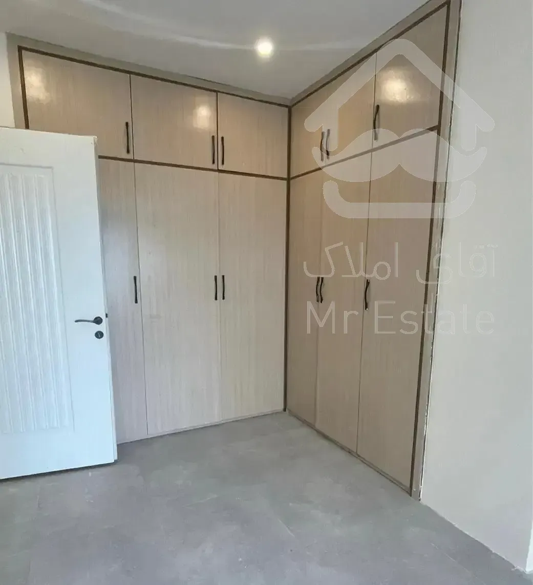 ۱۳۰ متری پلاک اول دریا طبقات بالا (سرخرود)