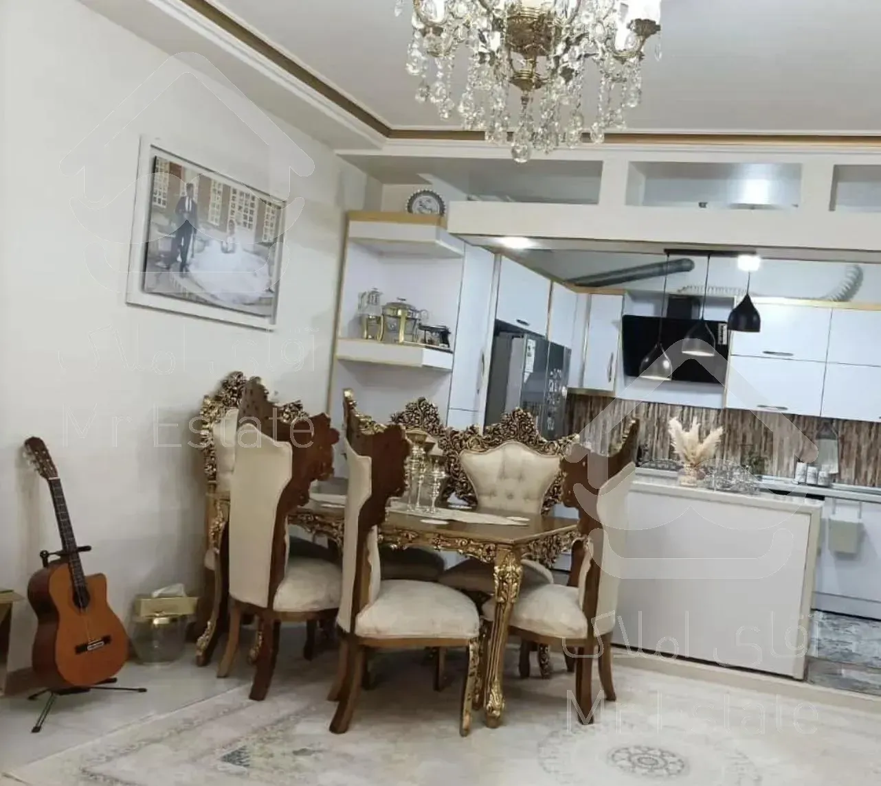 ۱۳۵متر۳خواب فول امکانات سه طبقه تک‌ واحدی