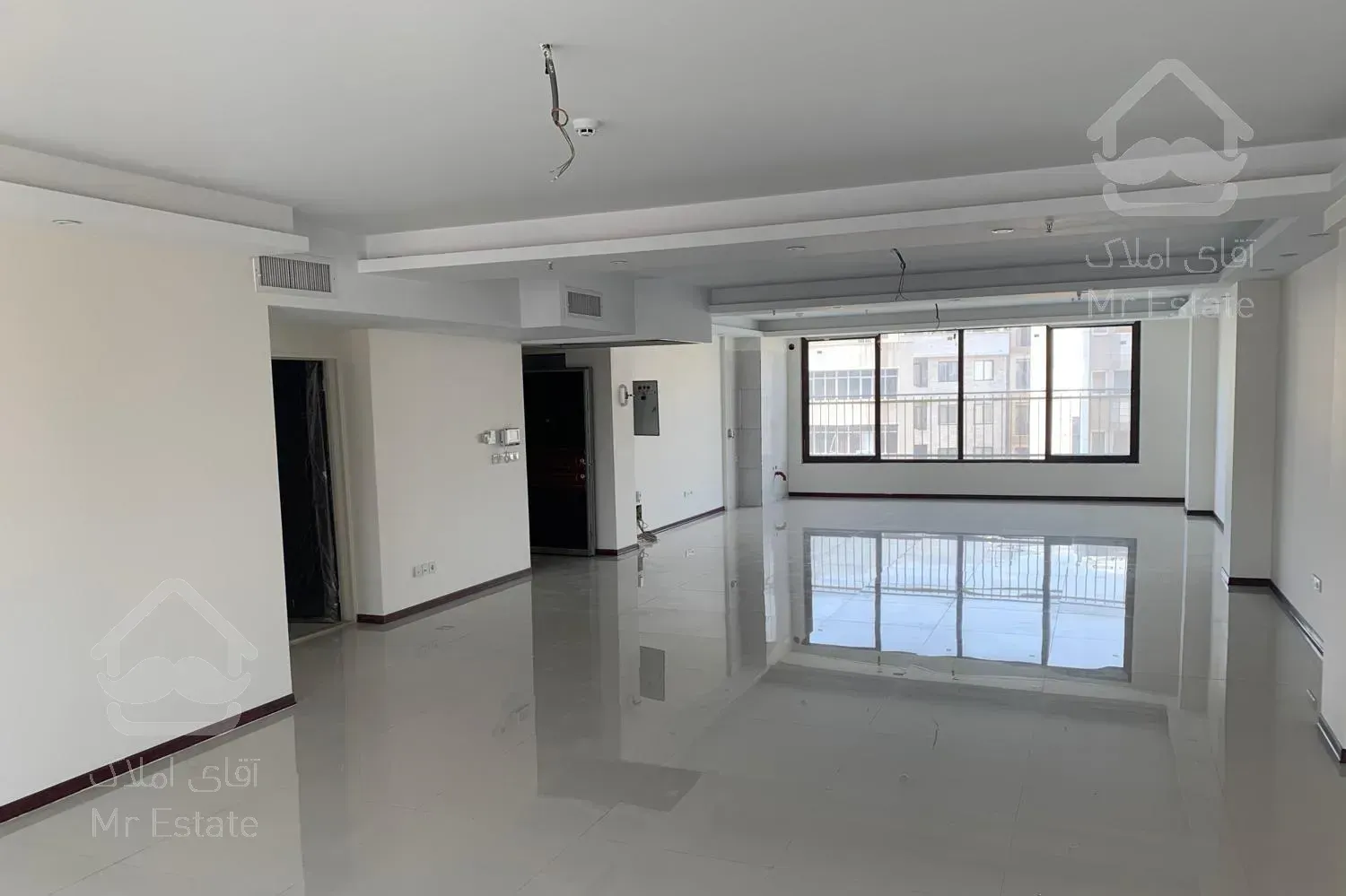 خرید و فروش املاک اداری تجاری تهران سعادت آباد 150 متر اداری بلوار دریا