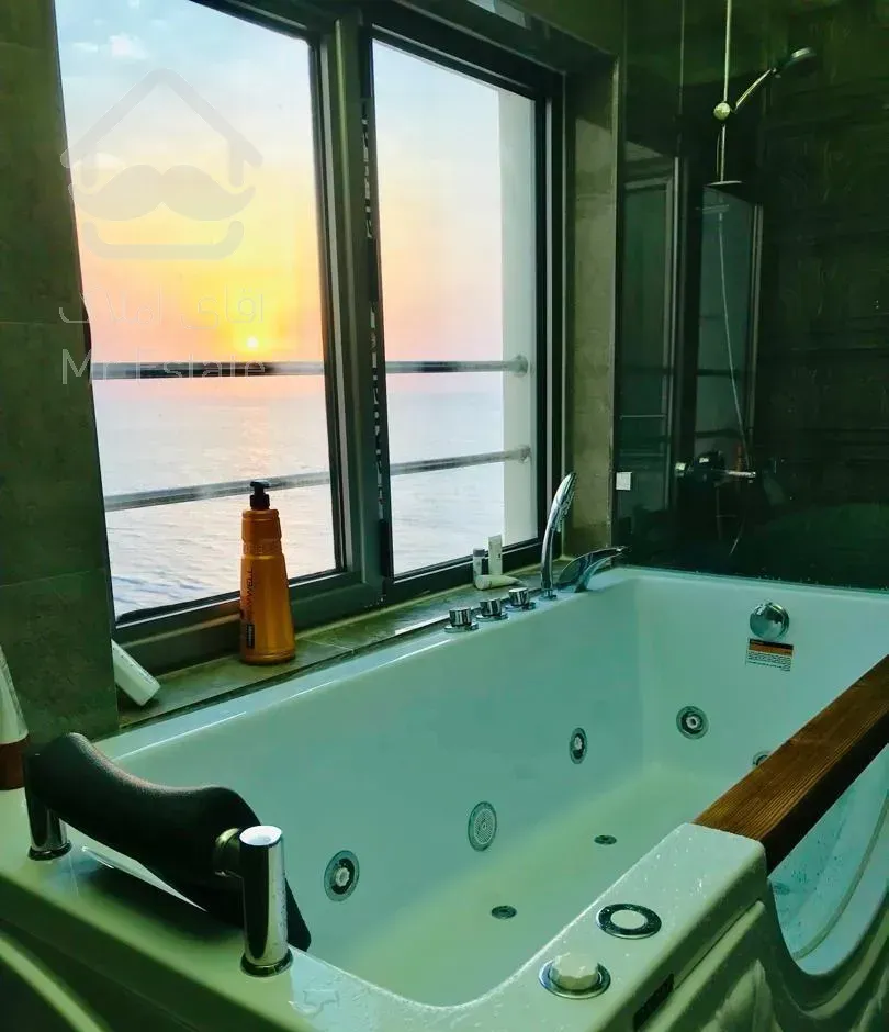 واحد ۲۲۰ متری ۳ خواب فول فرنیش سرخرود بلوار دریا