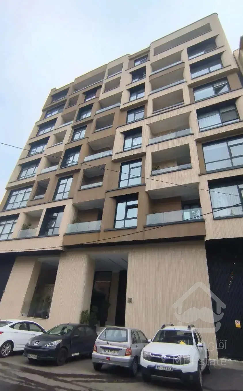 فرصتی بینظیر برای خرید ۱۶۵ متری در پاسداران