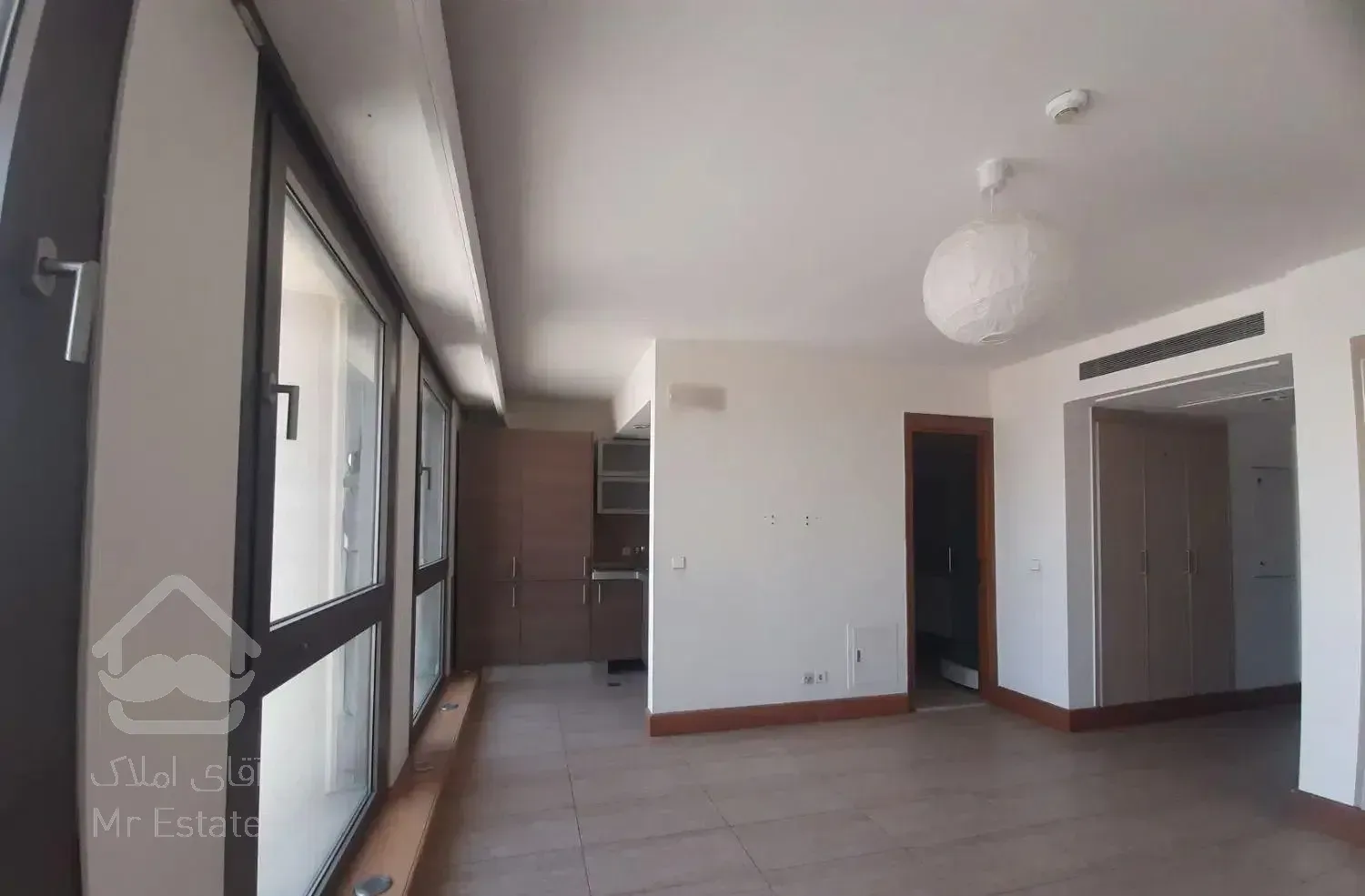 اجاره / برج بین الملل تهران / سوئیت ۴۲ متری