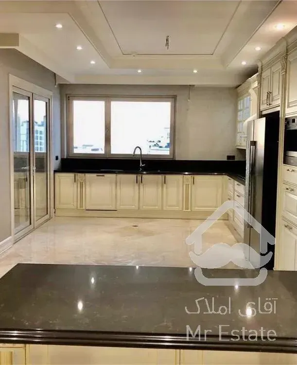 ٢۵٠ متری نیاوران طبقه نهم