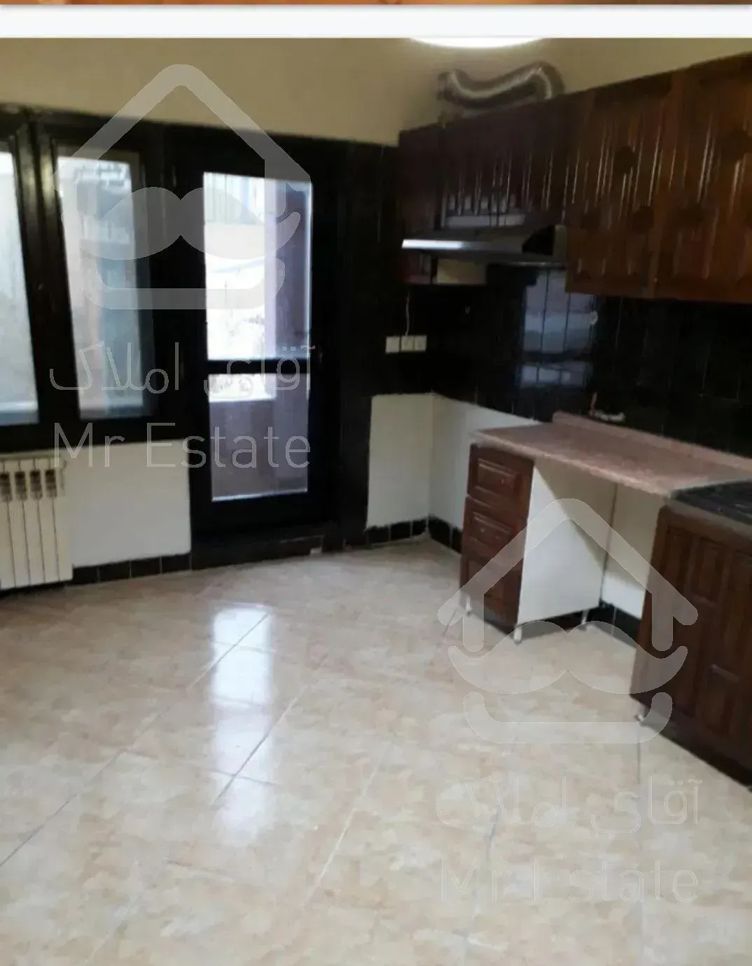 ۱۹۶ متر تکواحد/ با سوئیت مستقل /سه کله کامرانیه