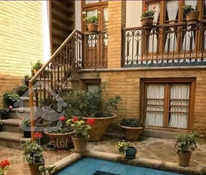 ۱۰۷متر کلنگی*بافت فرسوده/ دو نبش / بریانک