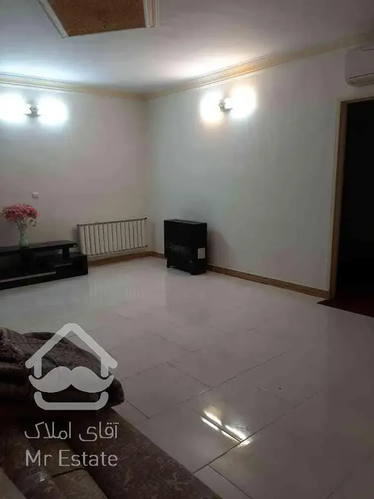 ۷۳ متری خوش ساخت