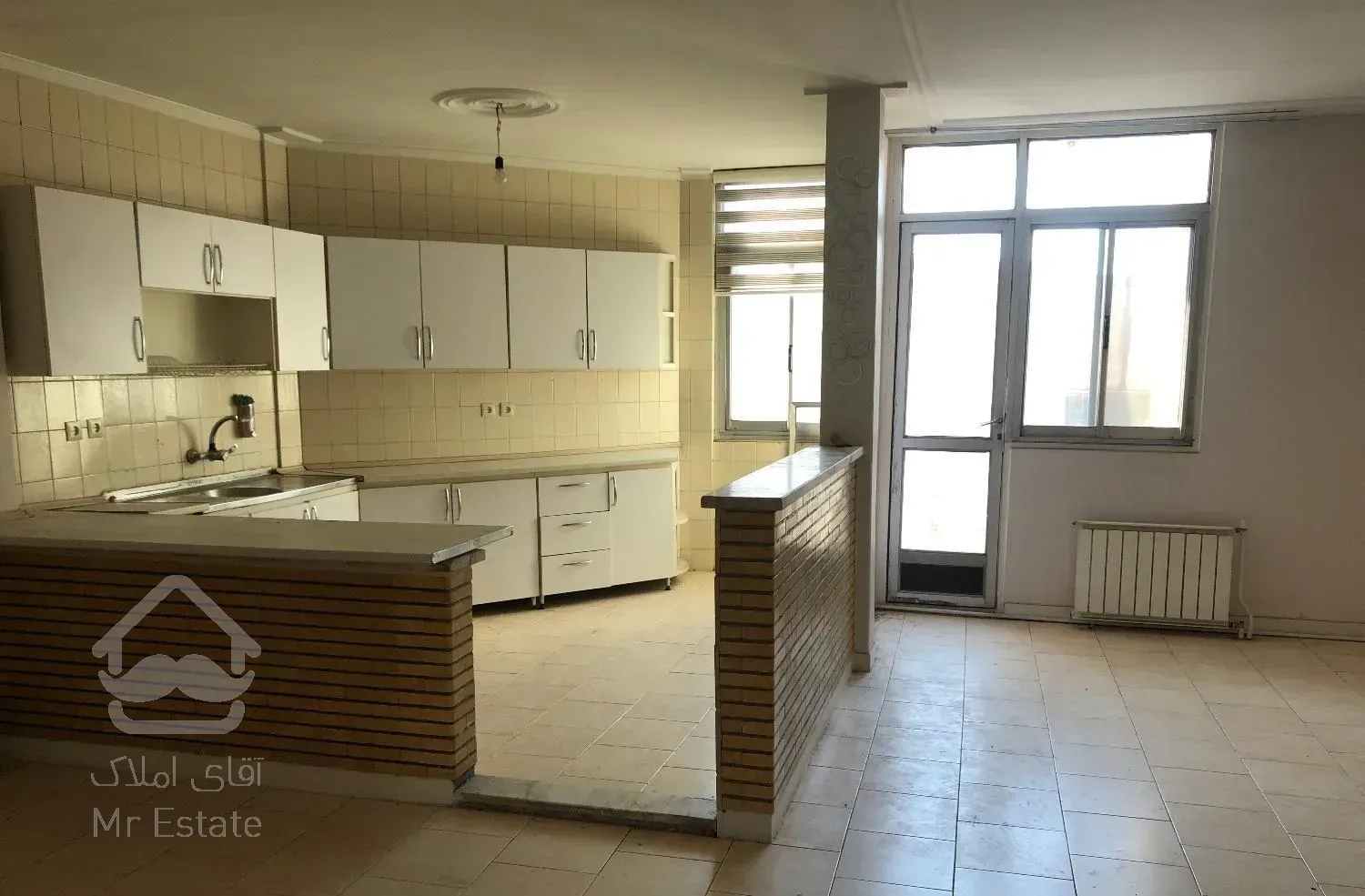 ۷۳متر یکخواب شریعتی مقابل ملک ادیبی کلیم کاشانی