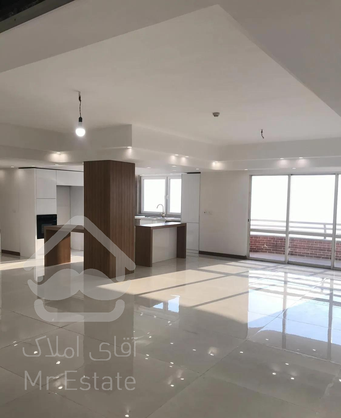 نیاوران ۱۵۰متر برج باغ با تمامی امکانات