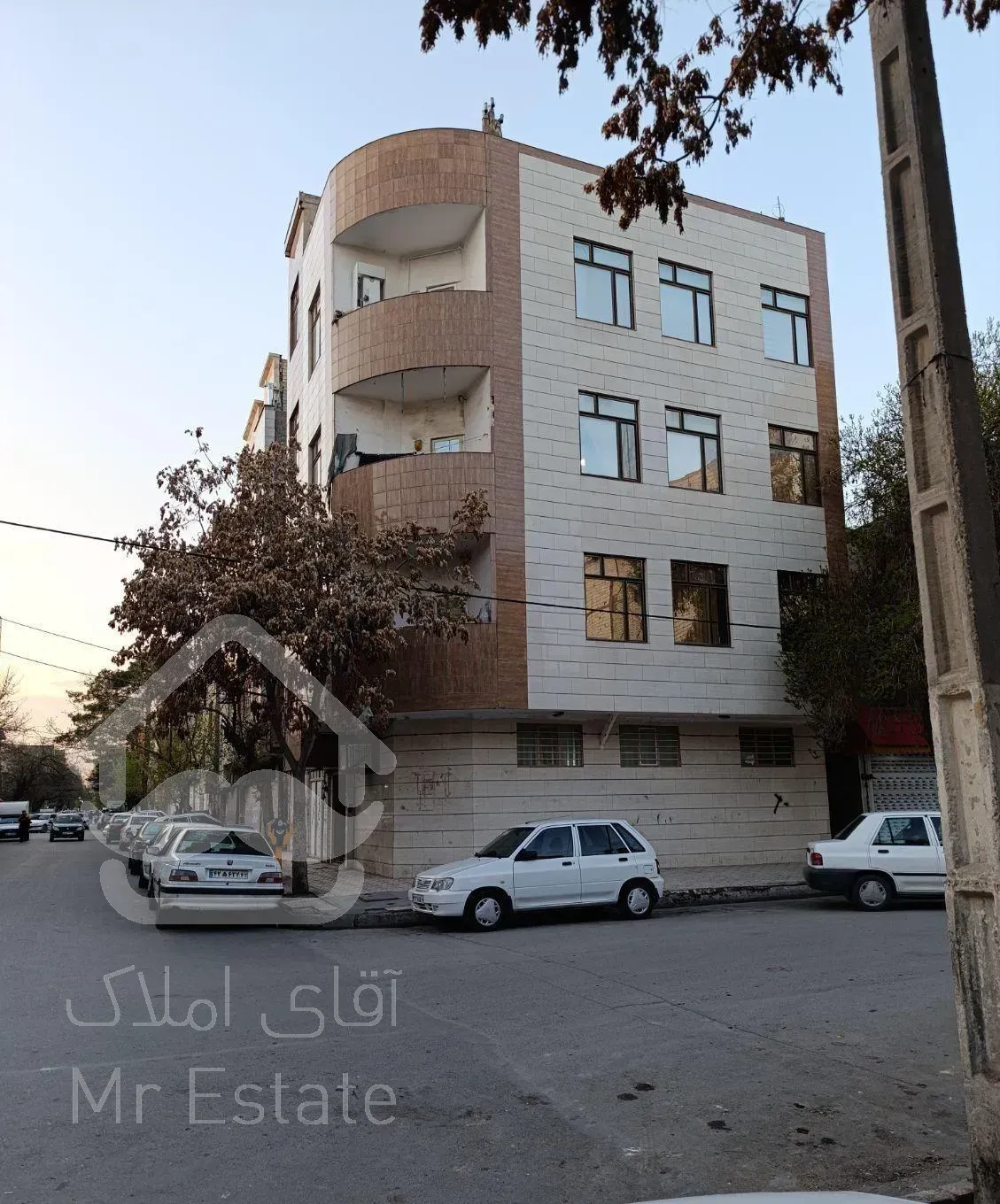 آپارتمان 85متری دوخوابه طبقه اول سردونبش طباطبایی