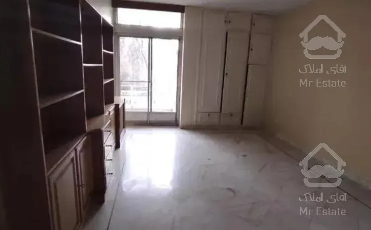 اپارتمان کامرانیه شمالی 185 متر دو پارکینگ