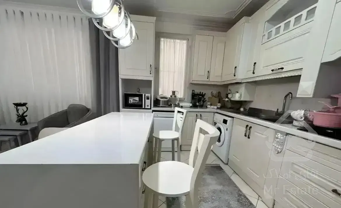 ۵۸متر۱خ/فول امکانات/تاپ لوکیشن/غرق نور/زیرقیمت