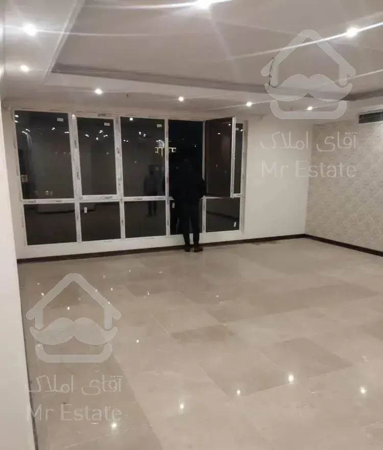 ۱۰۰ متر فول تهرانپارس غربی