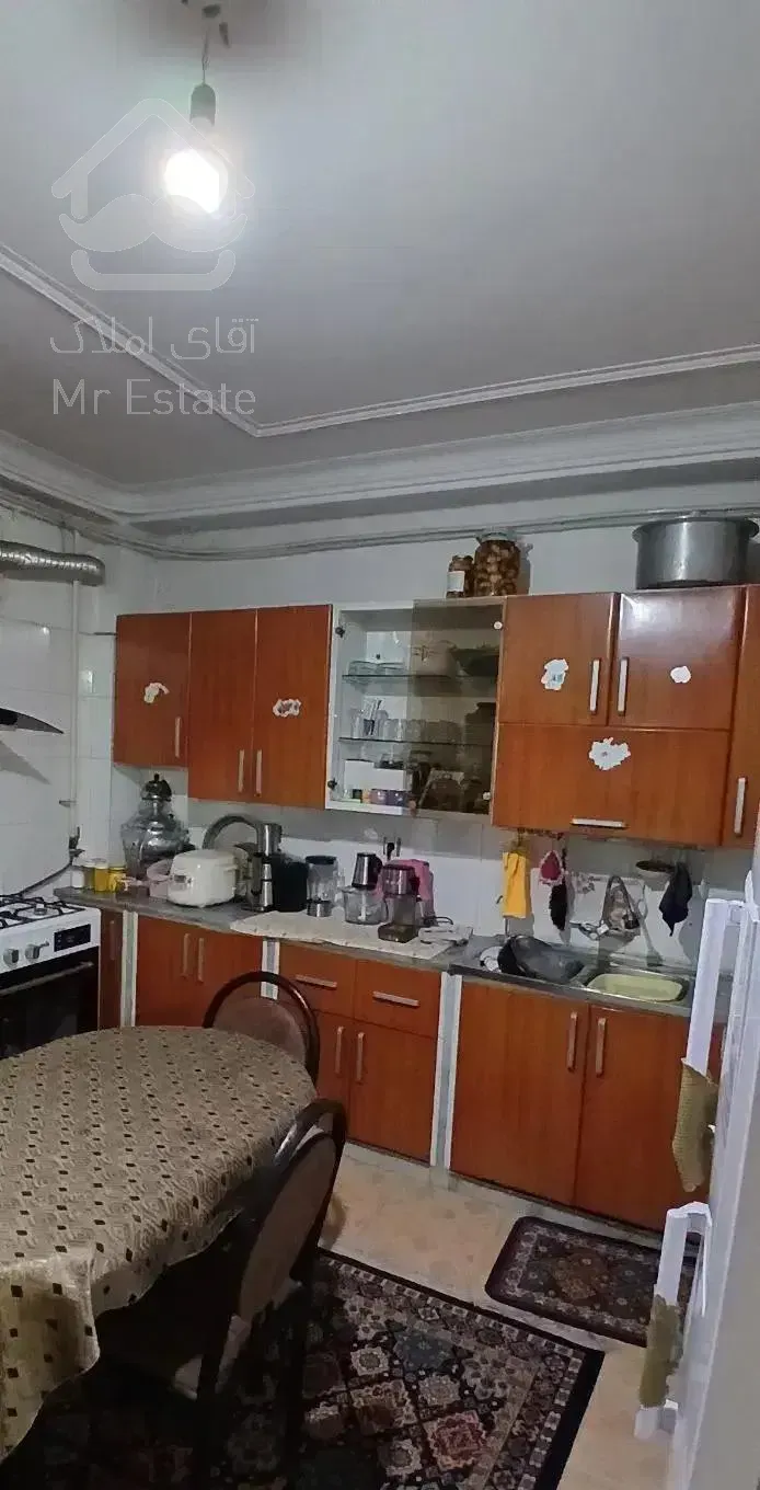 فروش واحد۷۵متری خ تهران طبقه دوم