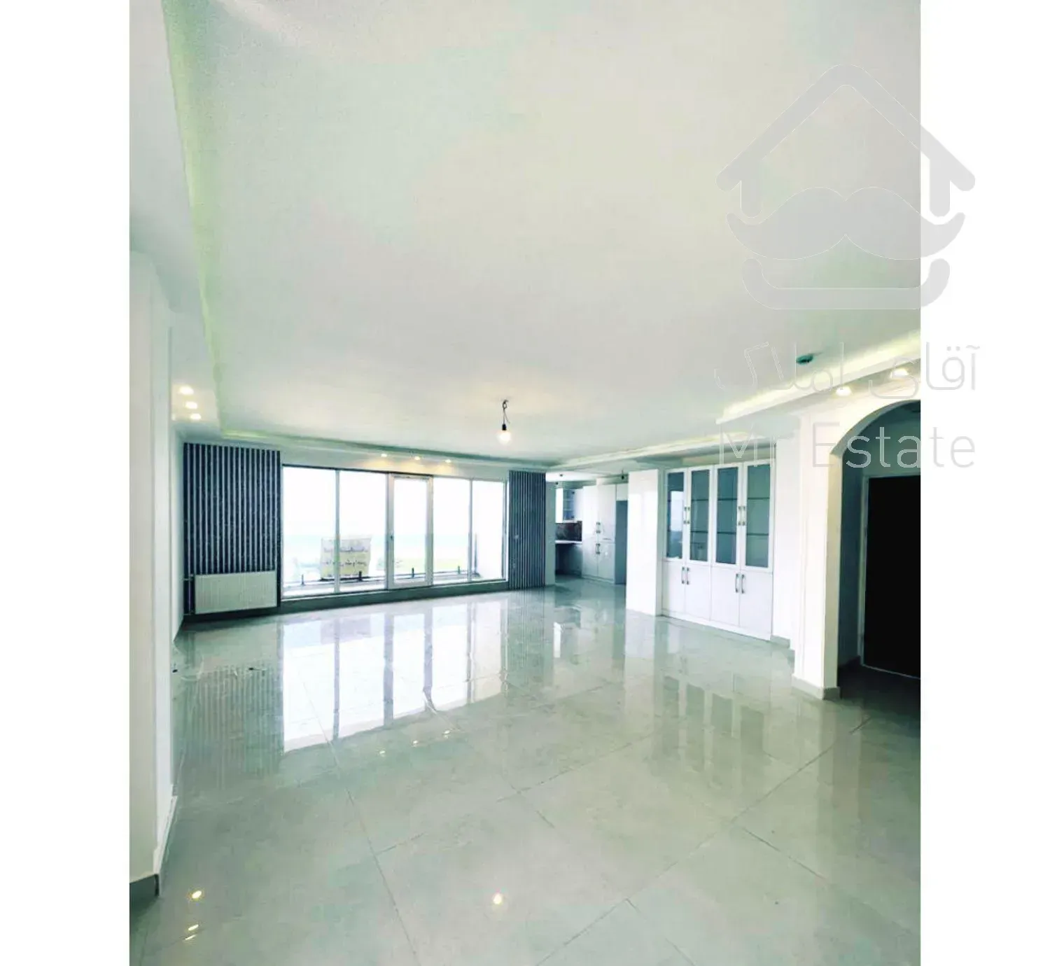 واحد ۱۸۰ متری کیلومتر ۱ پاسداران