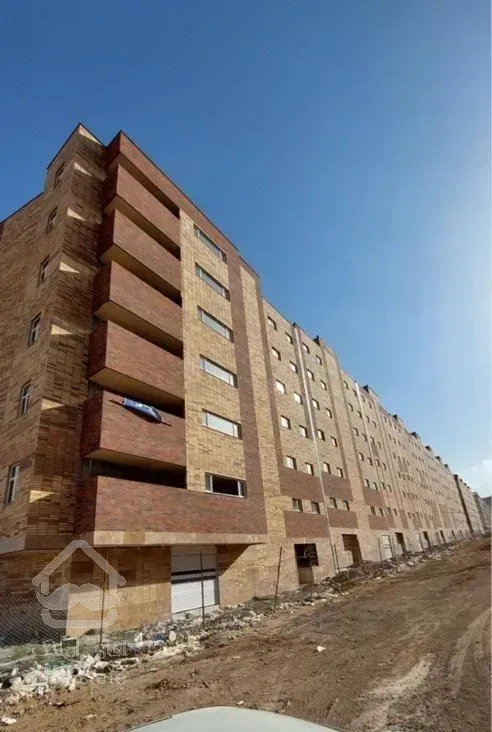 فروش آپارتمان ۱۱۳ متری ۲ خوابه همکف