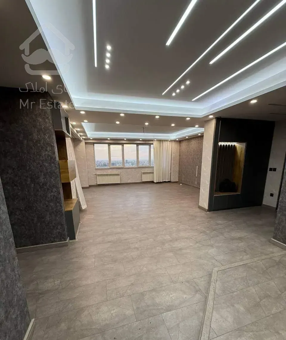 اجاره اپارتمان لوکس 135متری 3 خواب برج نیایش گلکار