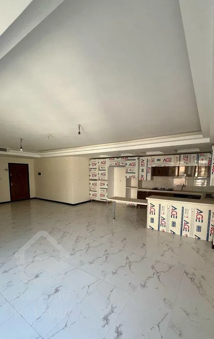 فروش آپارتمان ۱۳۵ متری نوساز / قیمت مناسب