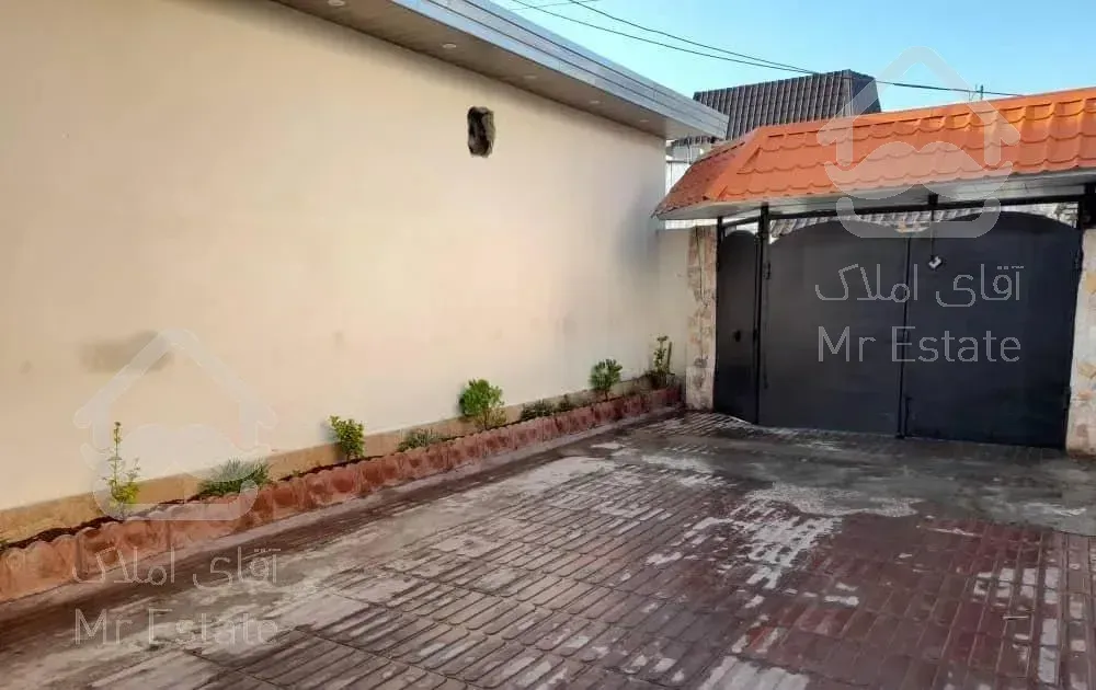 اجاره ویلااستخرجکوزی دار شیک دربستی روبرودریاکنار