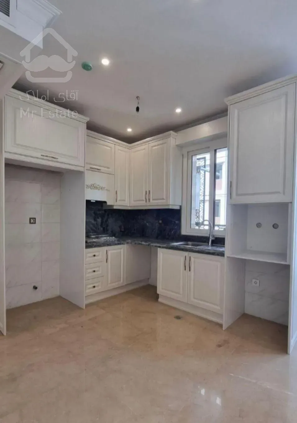 ۸۰متر کم‌واحد دیزاین‌شده شقایق مرکزی واقعی