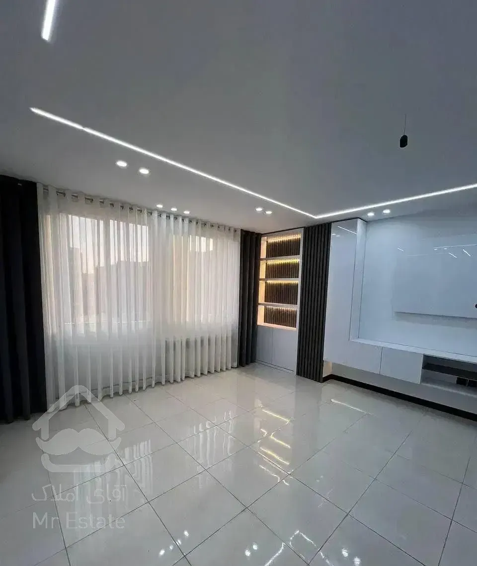 62متر پارکینگ انباری سالن پرده خور سندتکبرگ