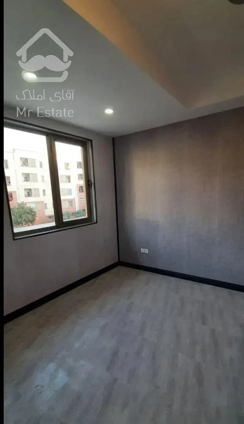 اجاره واحد اداری ۷۰ متری در برج تریتا چیتگر