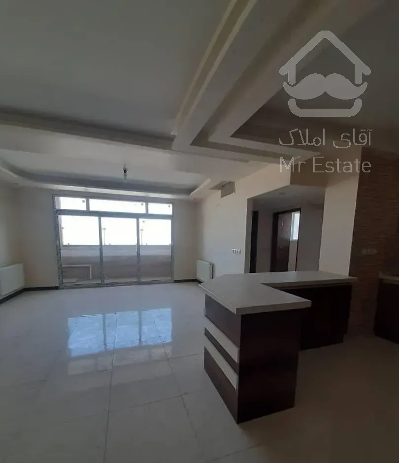 اپارتمان ۹۰متری ارتش طبقه اخر(معاوضه)