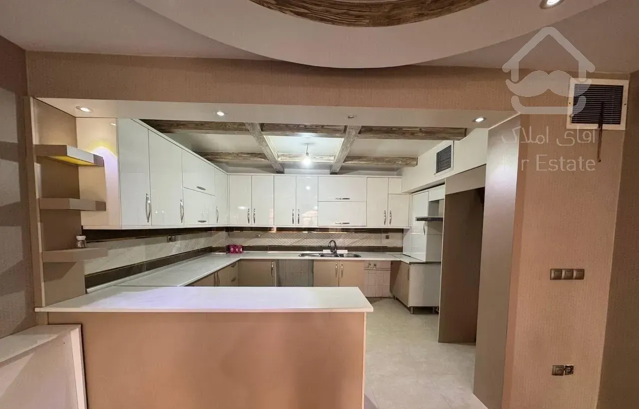 ۱۰۷متری شهریار کیومرثیه