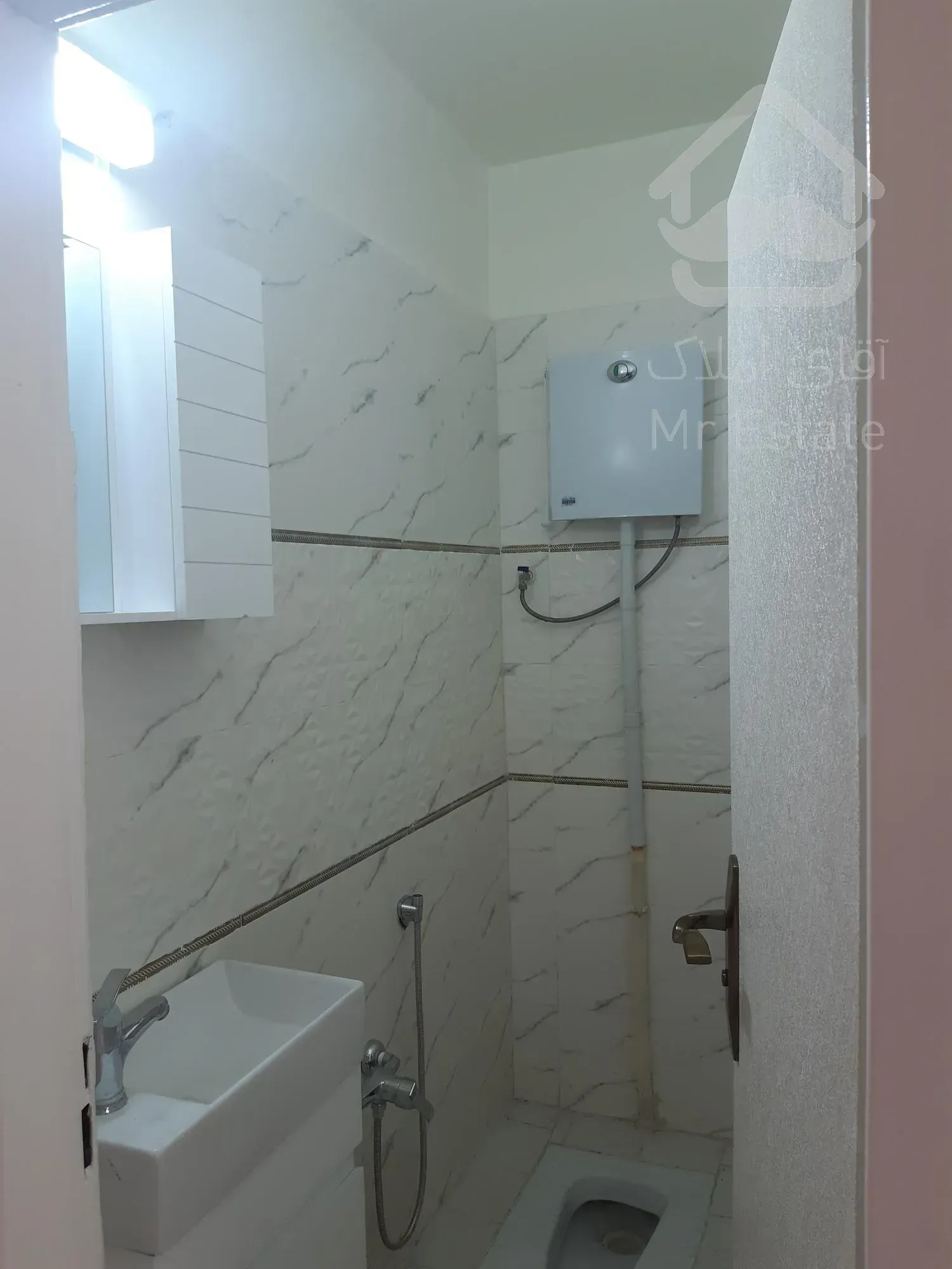 فروش ۴۲ متر ۱ خواب ، فول بازسازی ، تخلیه