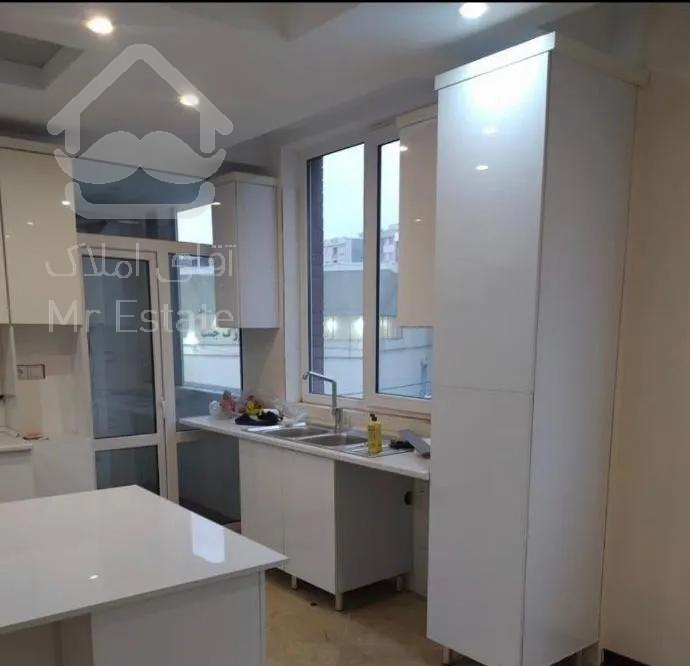 ۱۴۰ متری/جنت مرکزی/شیک و خوش نقشه