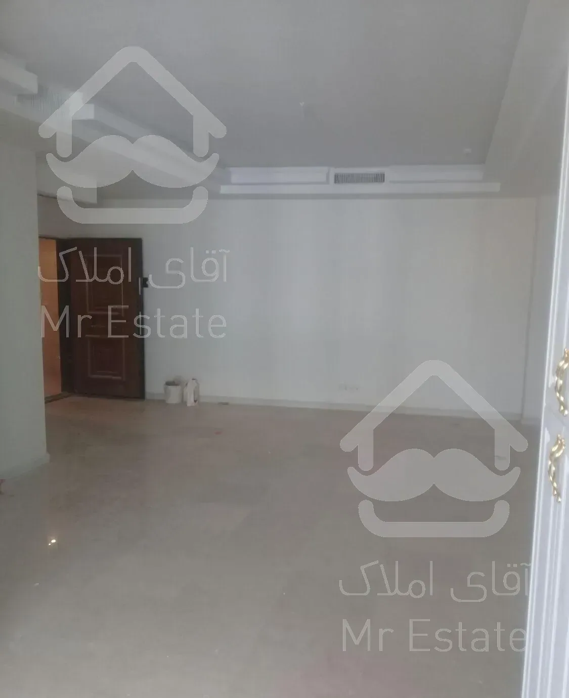 اپارتمان ۱۳۰ متری سه خواب