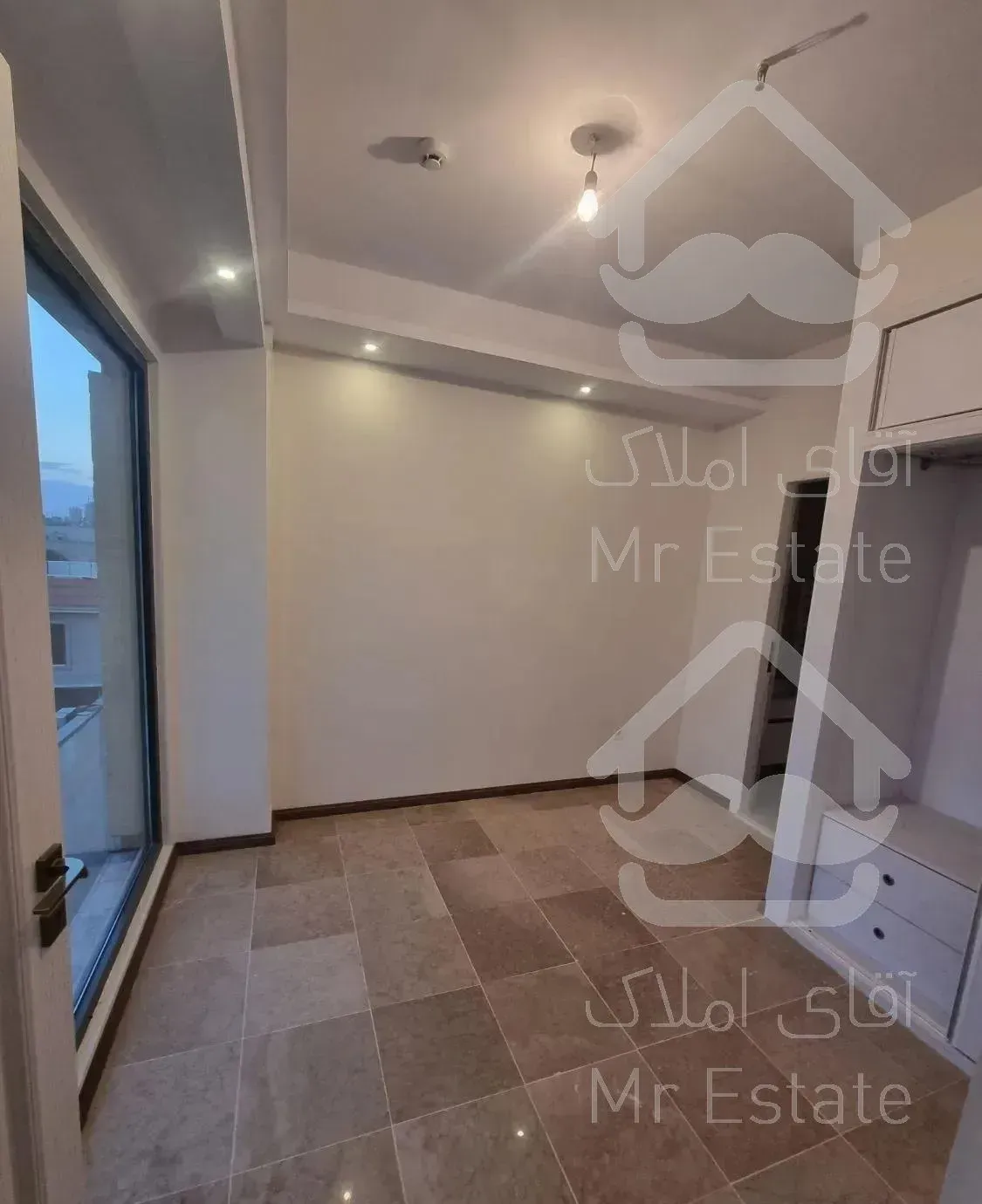 اپارتمان ۱۲۰ متری  تک واحدی بدون دیوار مشترک