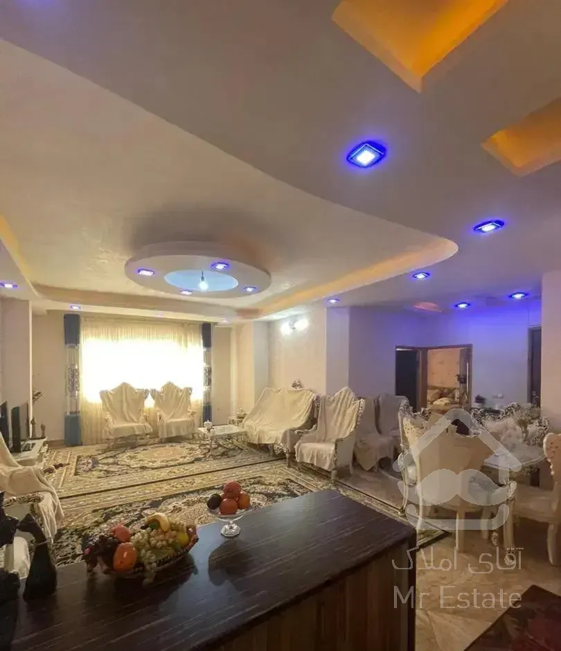 ۹۲ متری فول امکانات خیابان سعدی