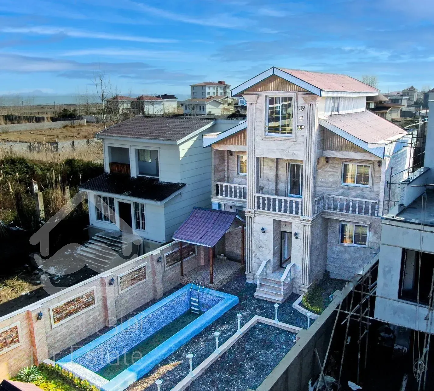 ویلا لوکس و لاکچری در شهر ساحلی چمخاله