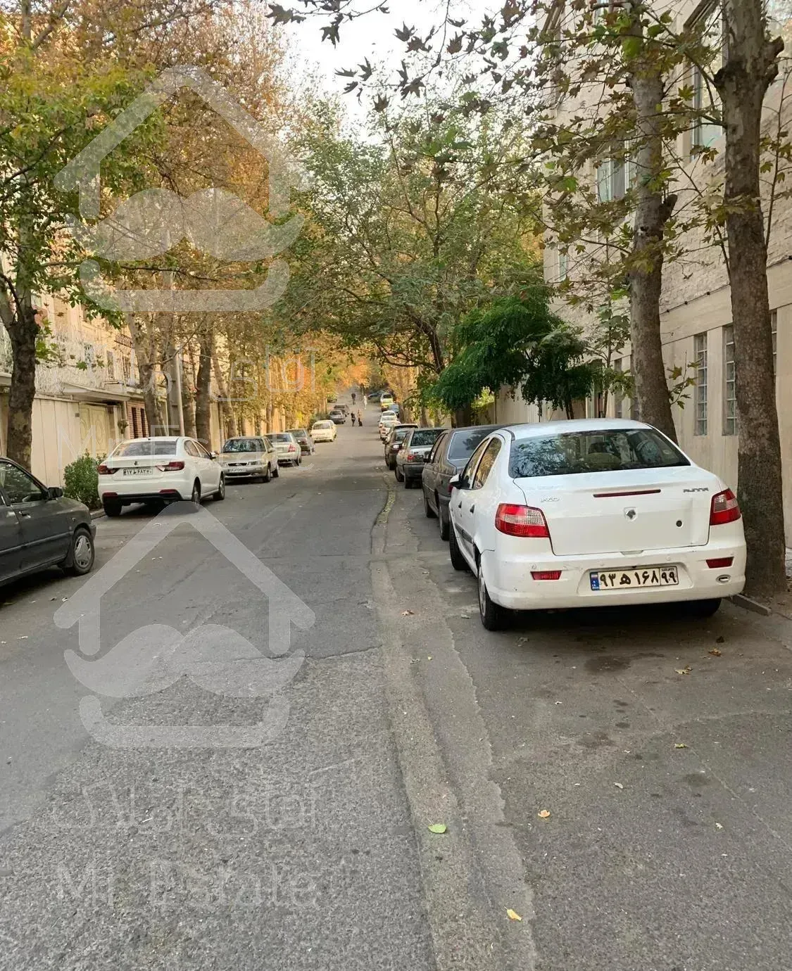 ( ۸۰ متر دو‌خواب ) ( لویزان ) خارج از بافت