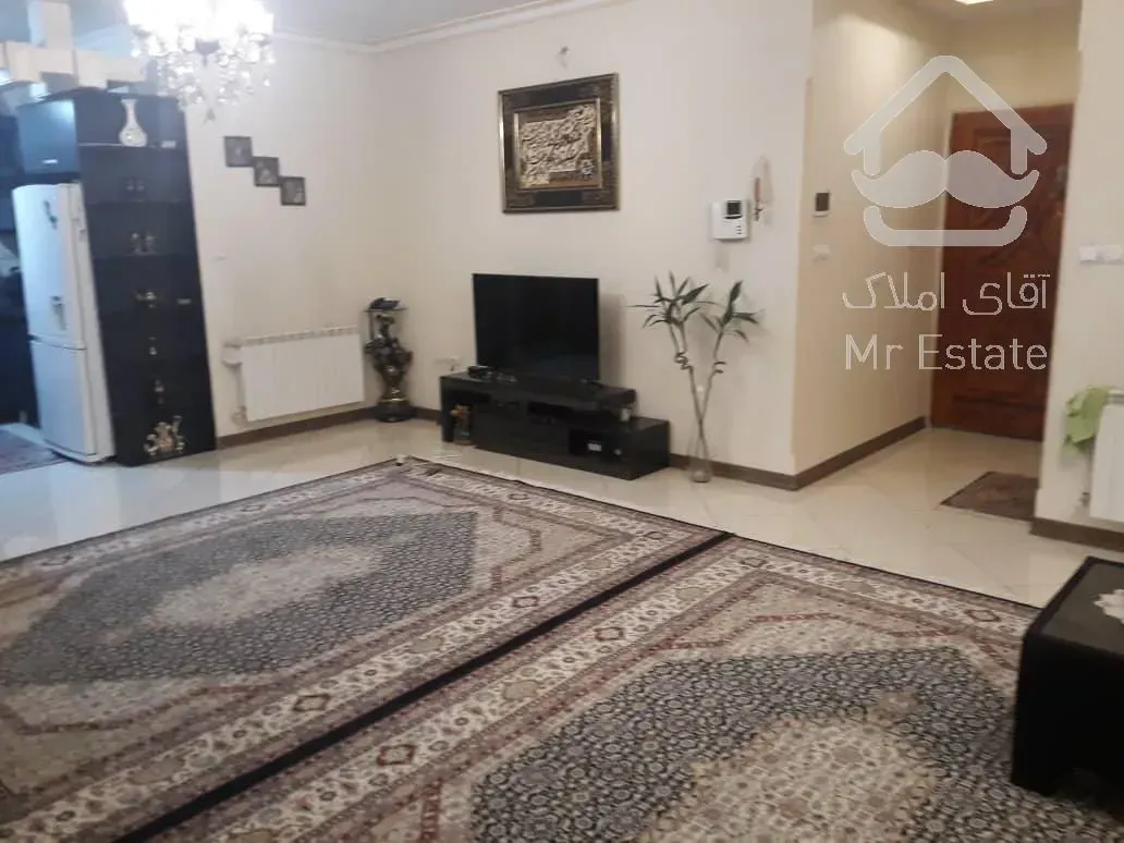 ۸۳متری دوخوابه هاشمی