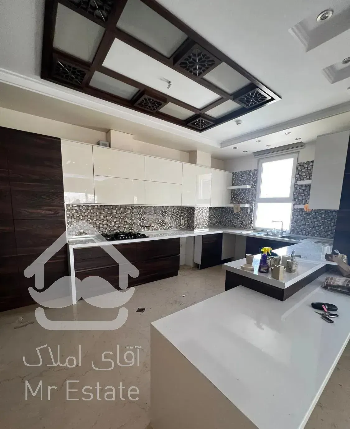 ۱۱۰متر * بسیار شیک * شمال اندرزگو