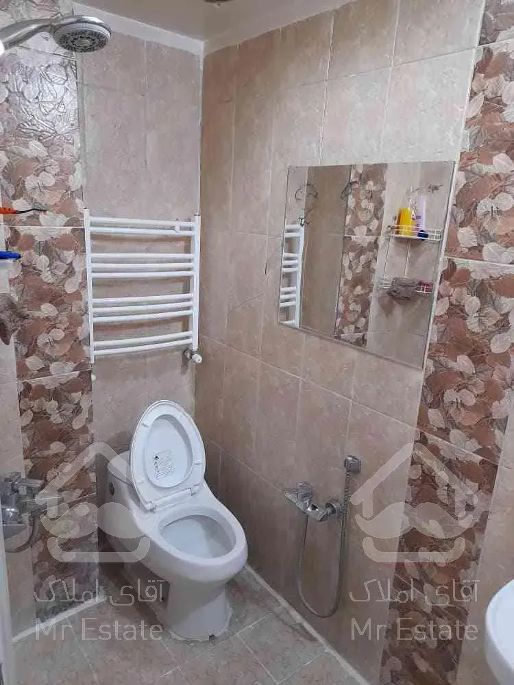 فروش واحد ۱۰۰ متری دو خواب در سازمان برنامه جنوبی