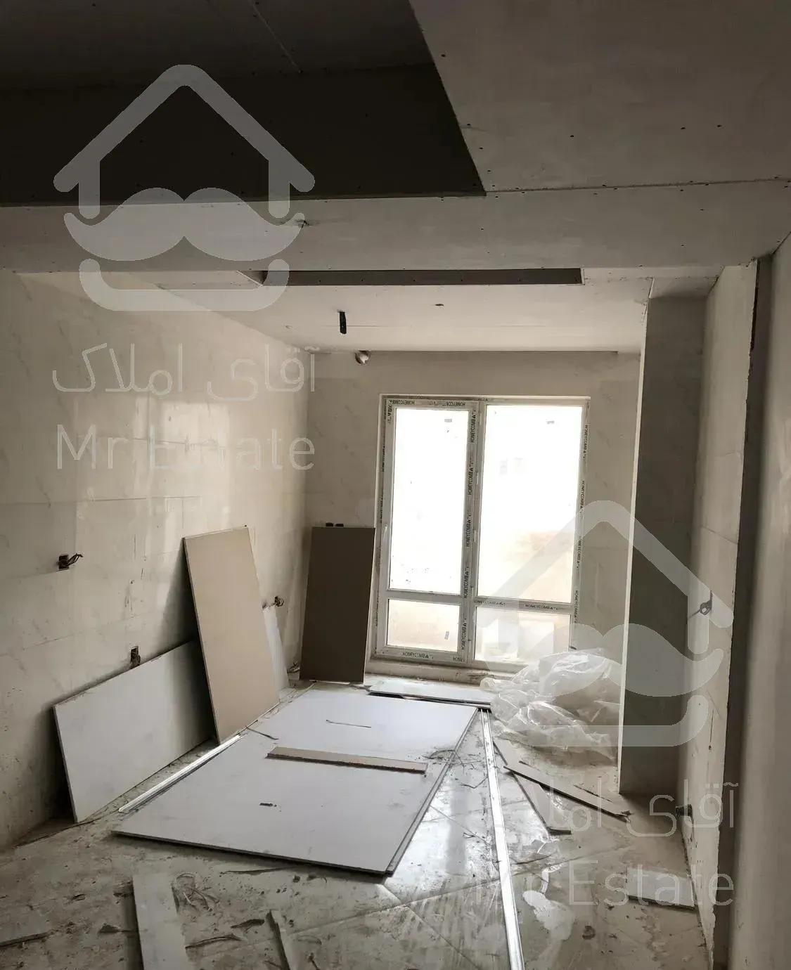 ۸۳ متری نوساز//فول امکانات//خ دهقان