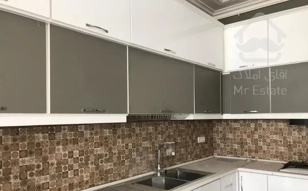 امیر اباد  دو واحدی  ۱۶۱ متری ۳ خوابه همکف فاز3